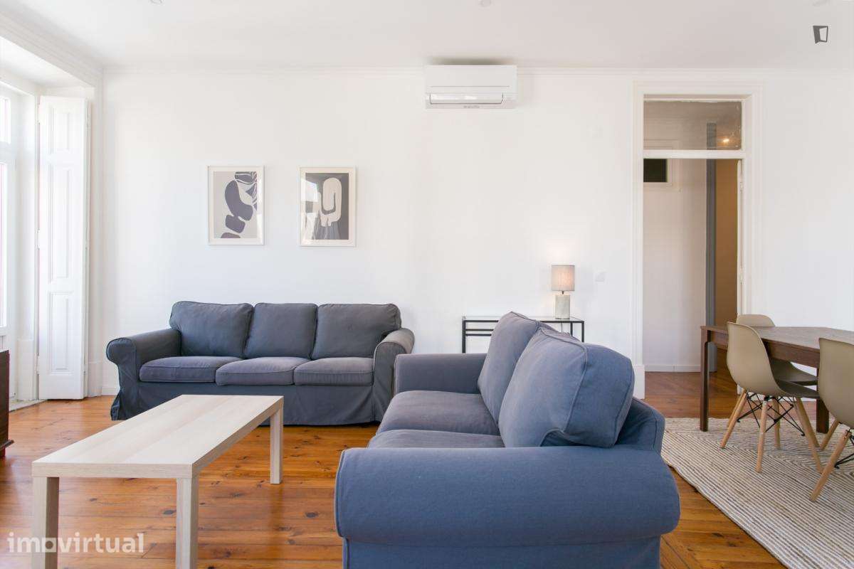 Quarto - localizado em Anjos Lisbon - Grande imagem: 4/23