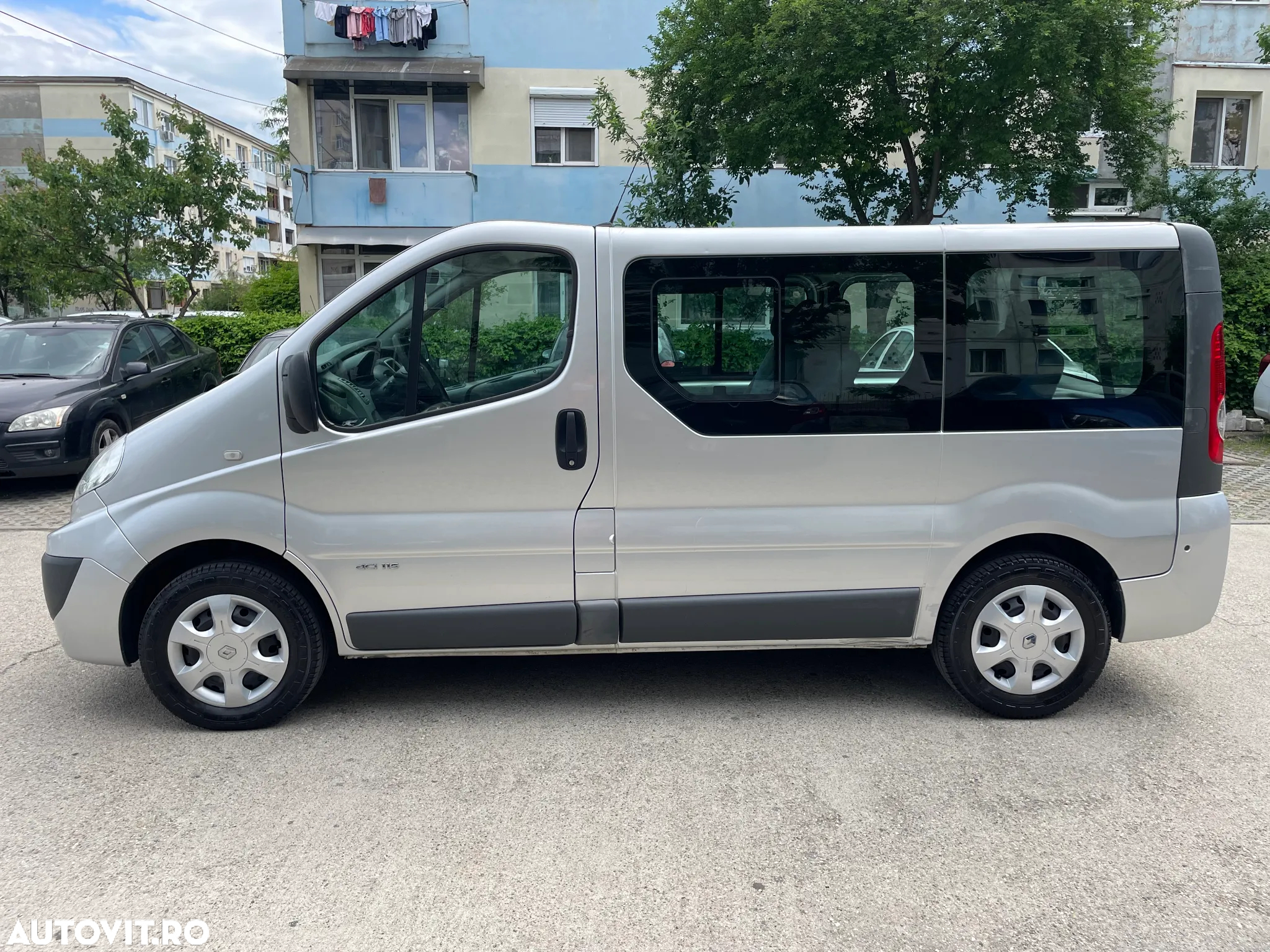 Renault Trafic 2.0 dCi 115 Passenger Expression - 16
