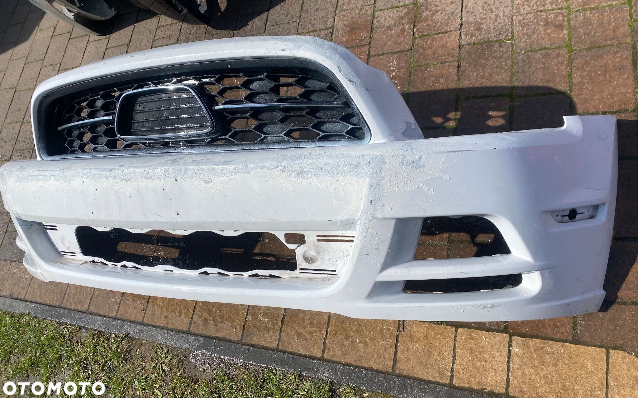 Ford Mustang 13-14 zderzak PRZOD Oryginał - 1