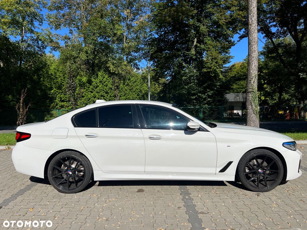 BMW Seria 5 520d xDrive M Sport sport - 13