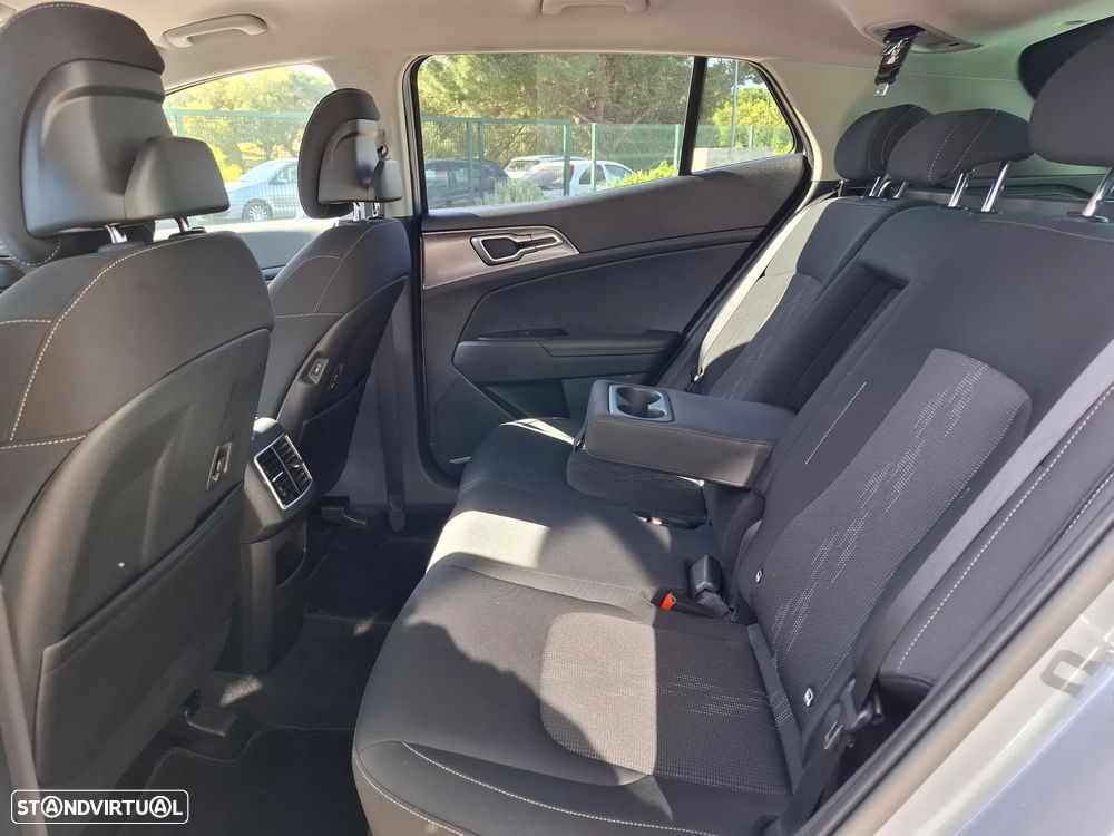 Kia Sportage 1.6 T-GDI Drive - 29
