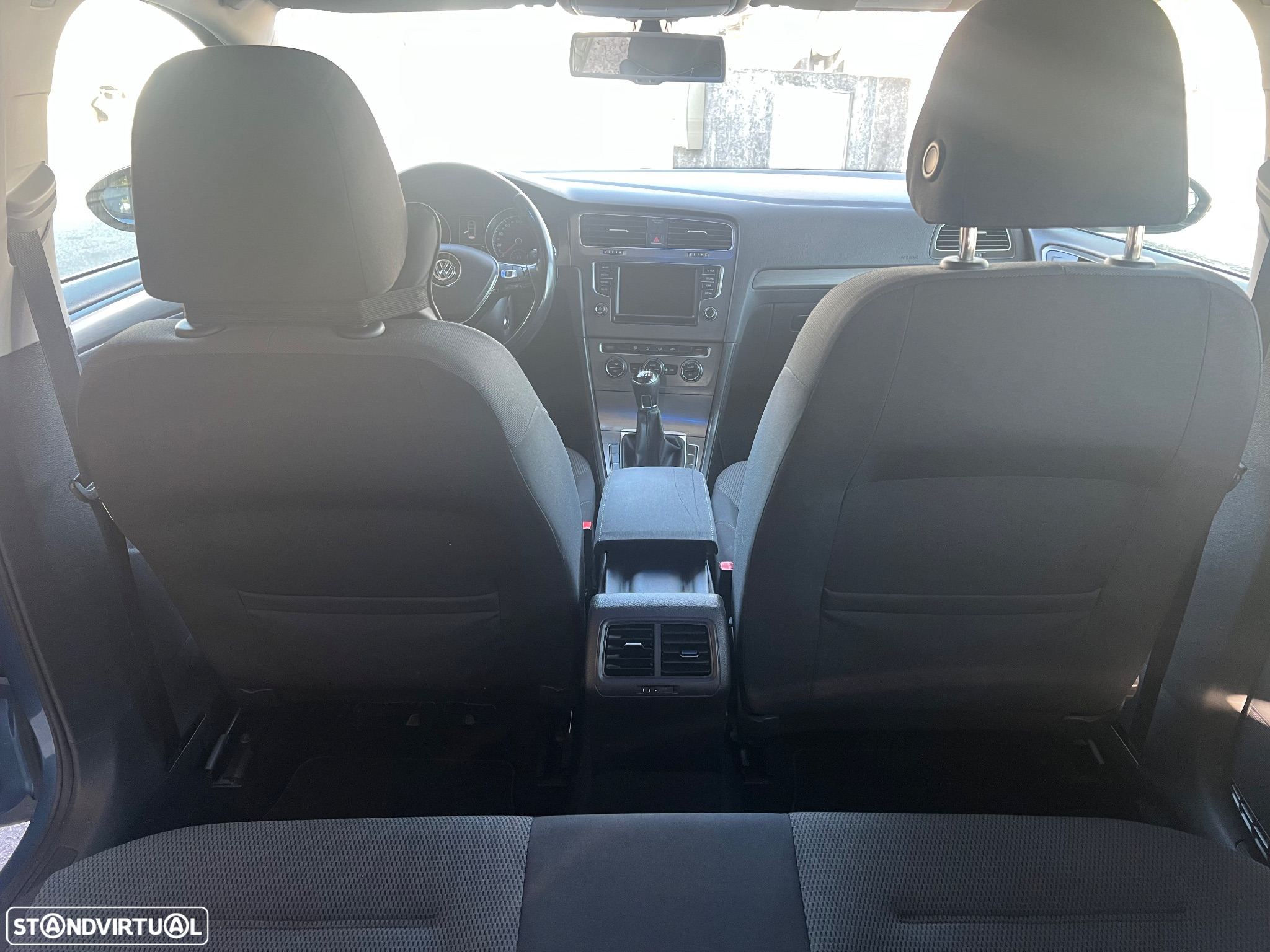VW Golf 2.0 BlueTDI Highline - 10