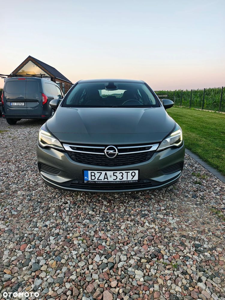 Opel Astra 1.4 Turbo Business - 12