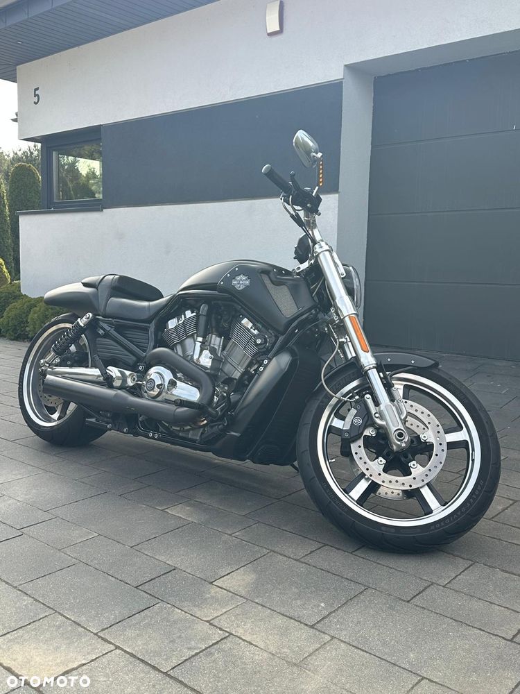 Harley-Davidson V-Rod Muscle - 1