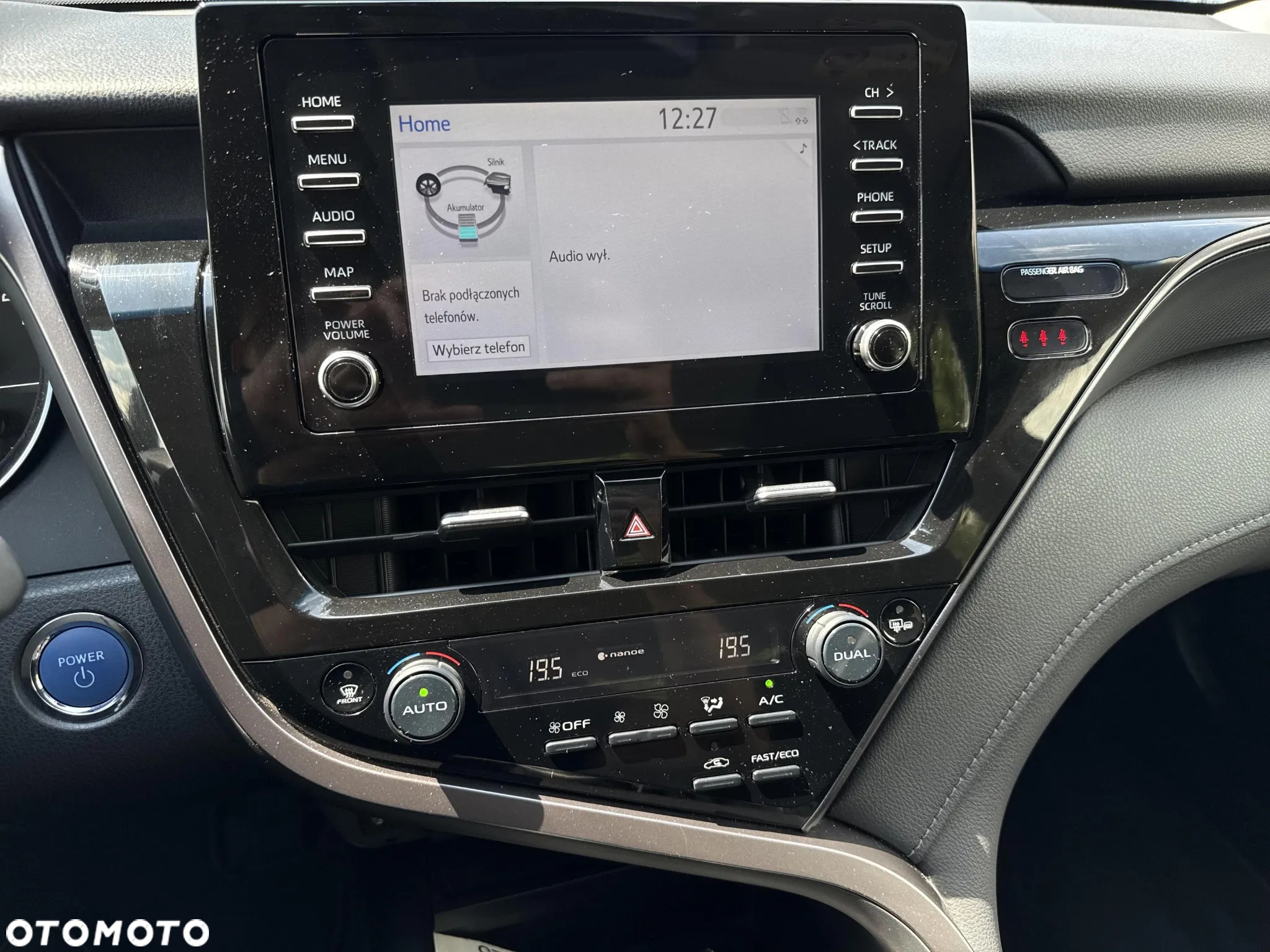 Toyota Camry 2.5 Hybrid Comfort CVT - 13