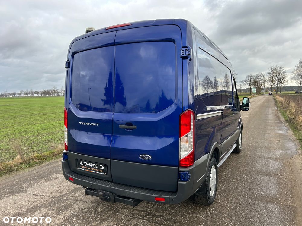 Ford Transit - 12