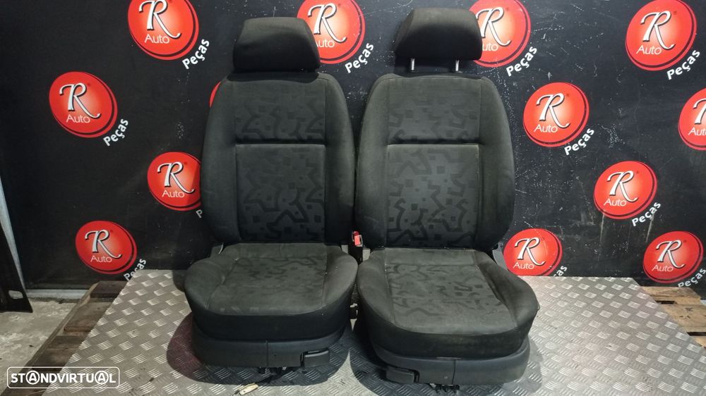 Estofos Volkswagen Golf Iv (1J1) - 2