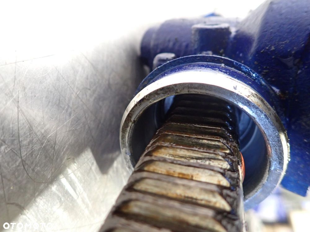 MAGLOWNICA ZE WSPOMAGANIEM RENAULT LAGUNA II - 10