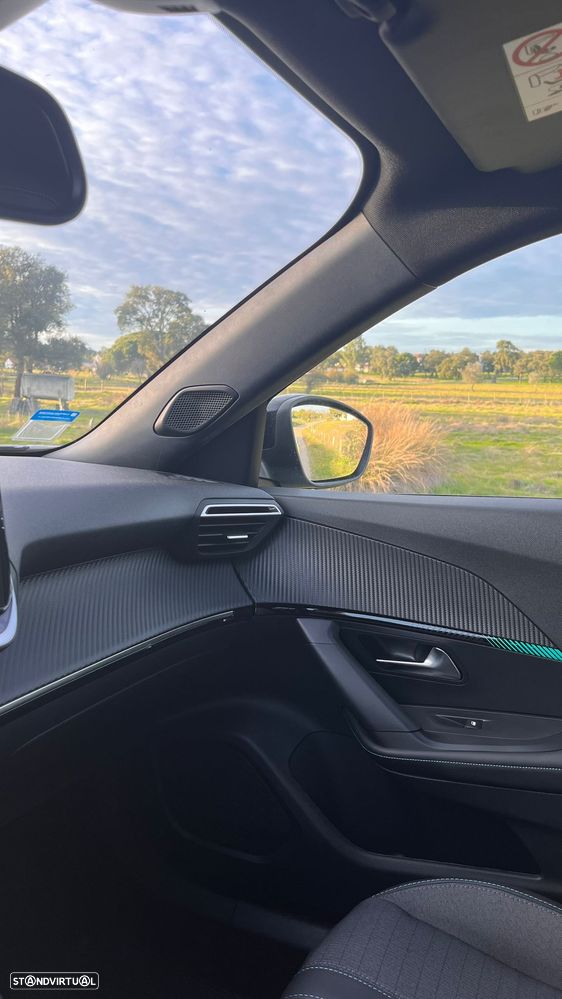 Peugeot e-2008 50 kWh Active Pack - 10