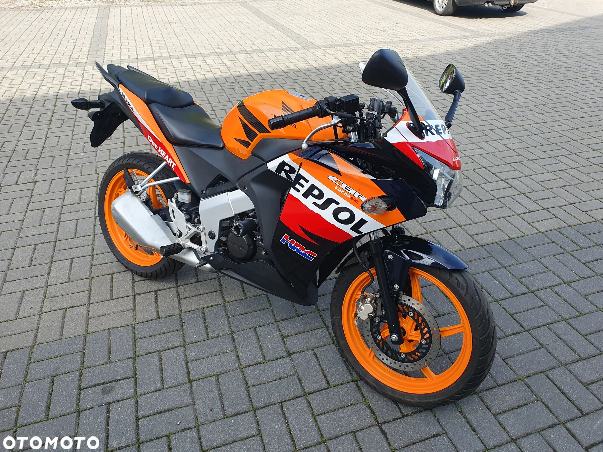 Honda CBR - 1