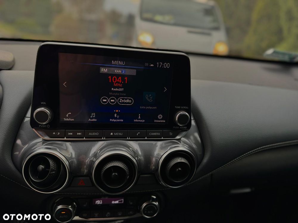 Nissan Juke 1.0 DIG-T N-Connecta - 18