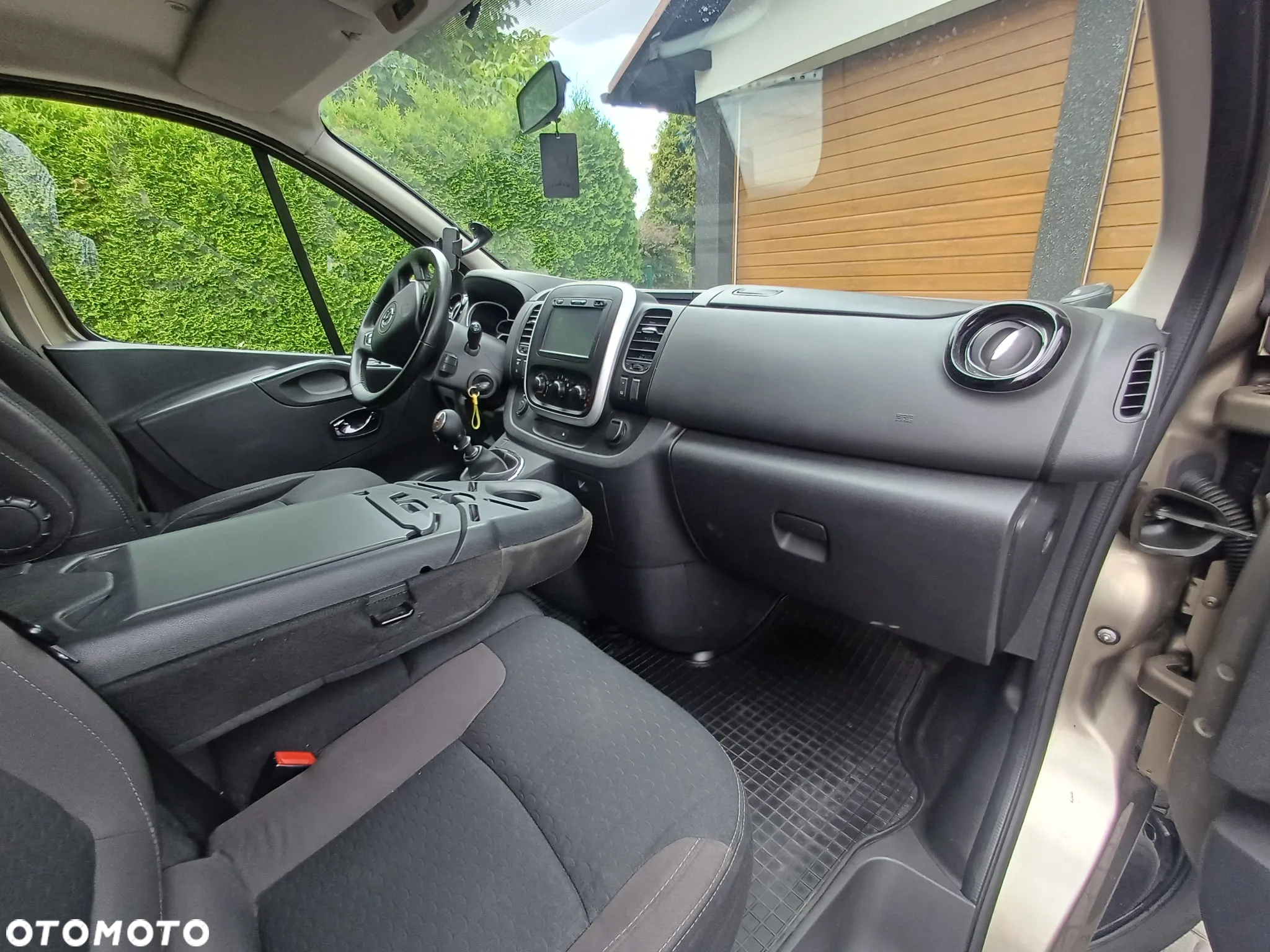 Opel Vivaro - 29