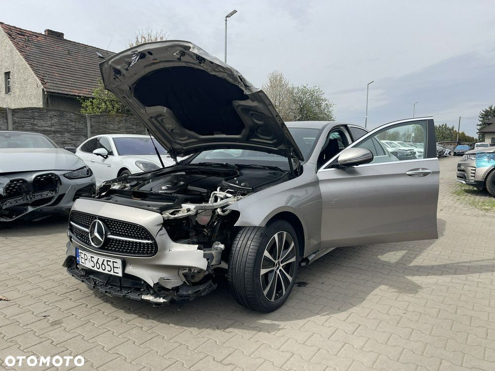 Mercedes-Benz Klasa E - 4