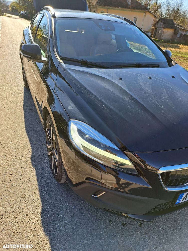 Volvo V40 D2 - 19