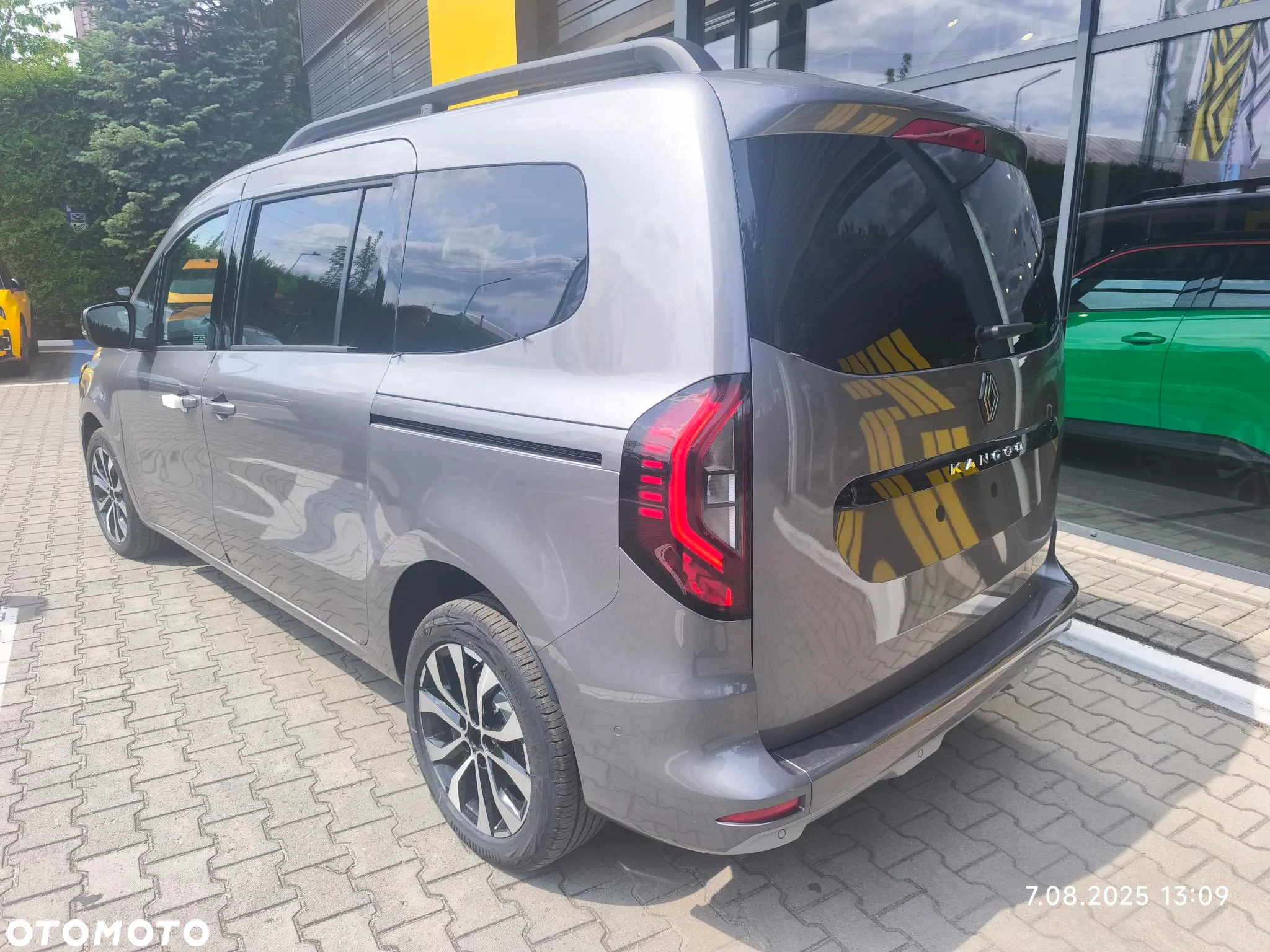 Renault Kangoo Grand 1.3 TCe Techno EDC - 9
