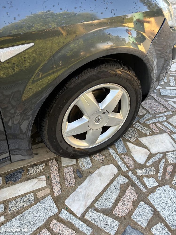 Renault Grand Scénic 1.5 dCi SL Exclusive - 8