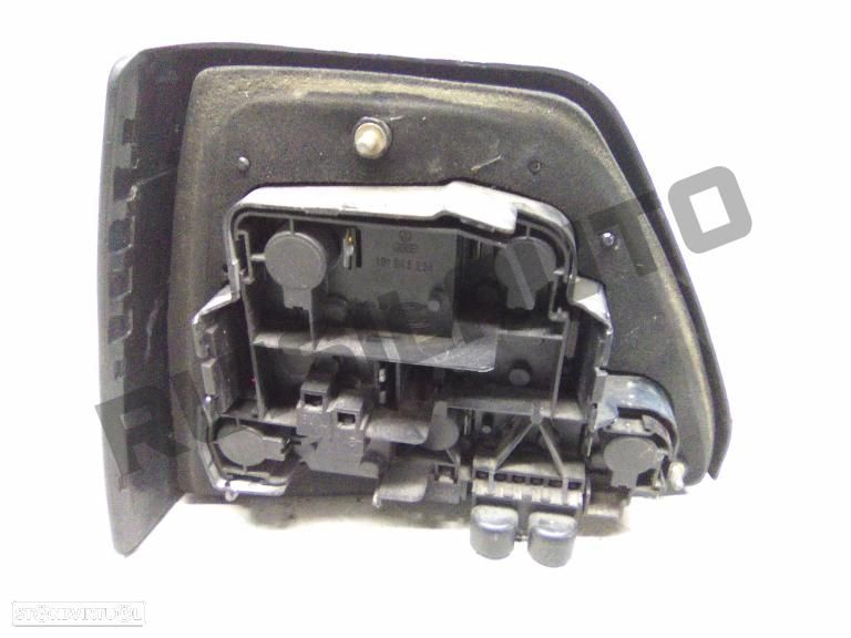 Farolim Trás Painel Direito  Vw Golf Ii (19e) [1984_1992] 1.3 C - 2