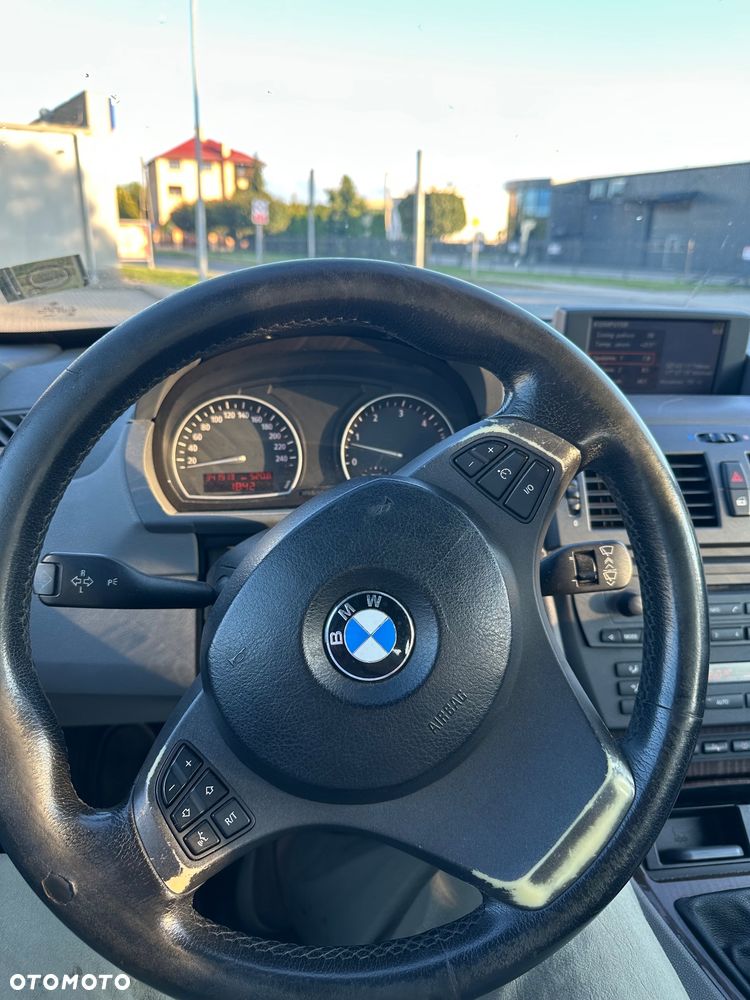 BMW X3 3.0d - 18