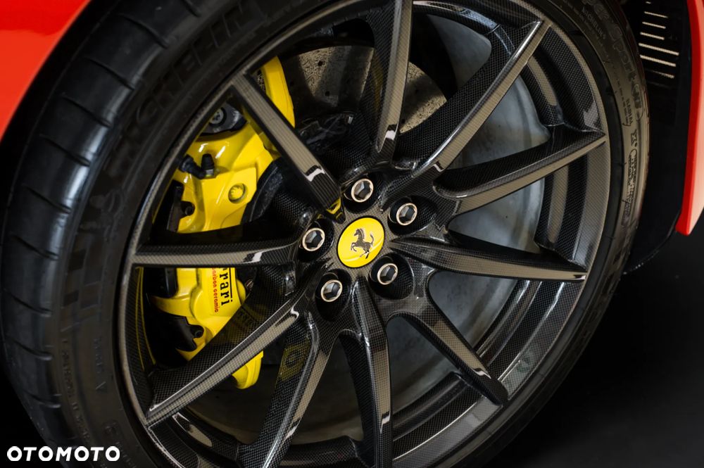 Ferrari F8 Spider Standard - 35