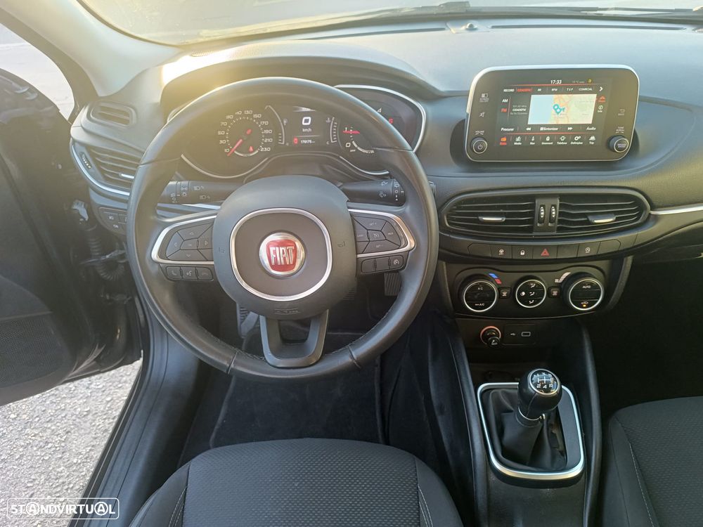 Fiat Tipo Station Wagon 1.3 M-Jet Lounge Tech - 8