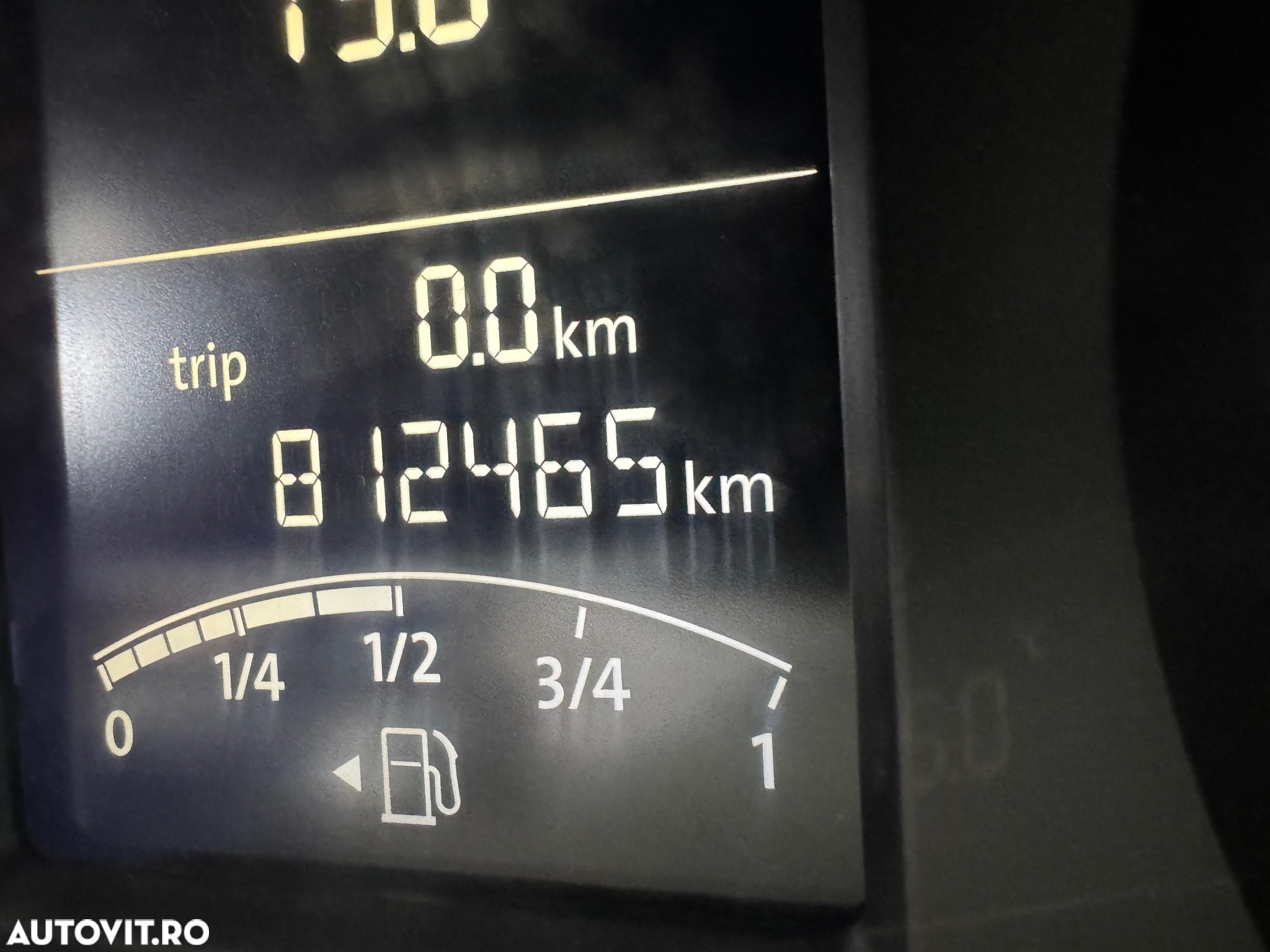 Volkswagen Transporter - 30