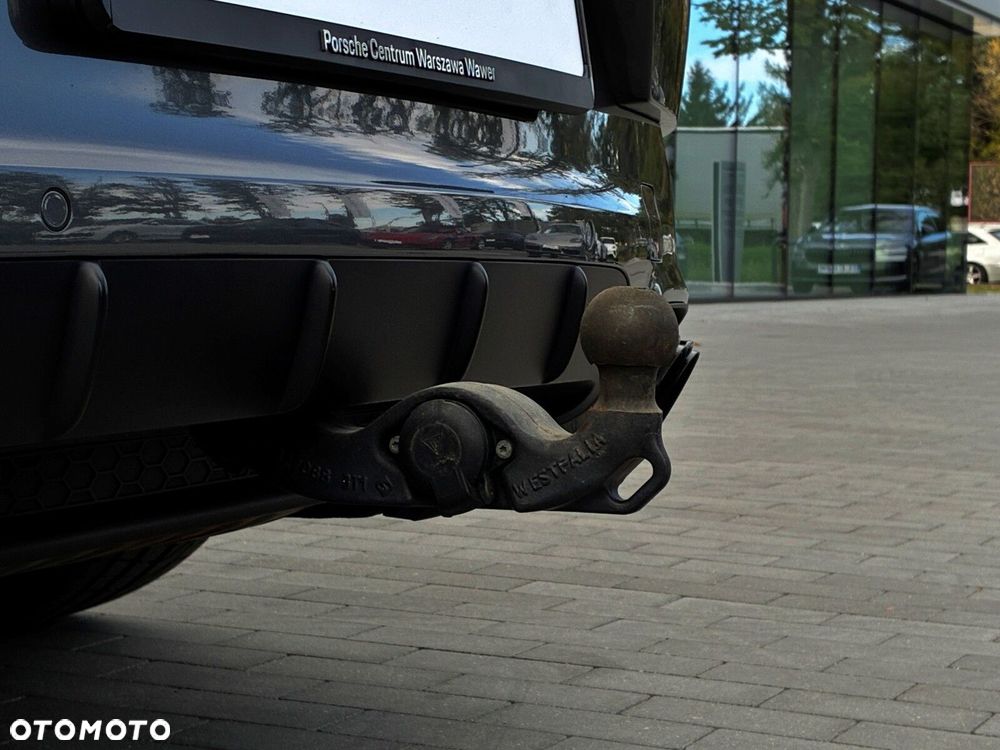 Porsche Cayenne - 16