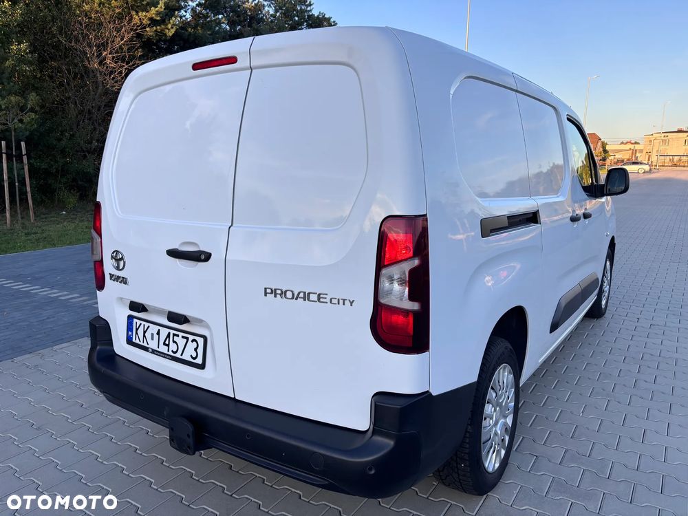 Toyota ProAce Active - 14