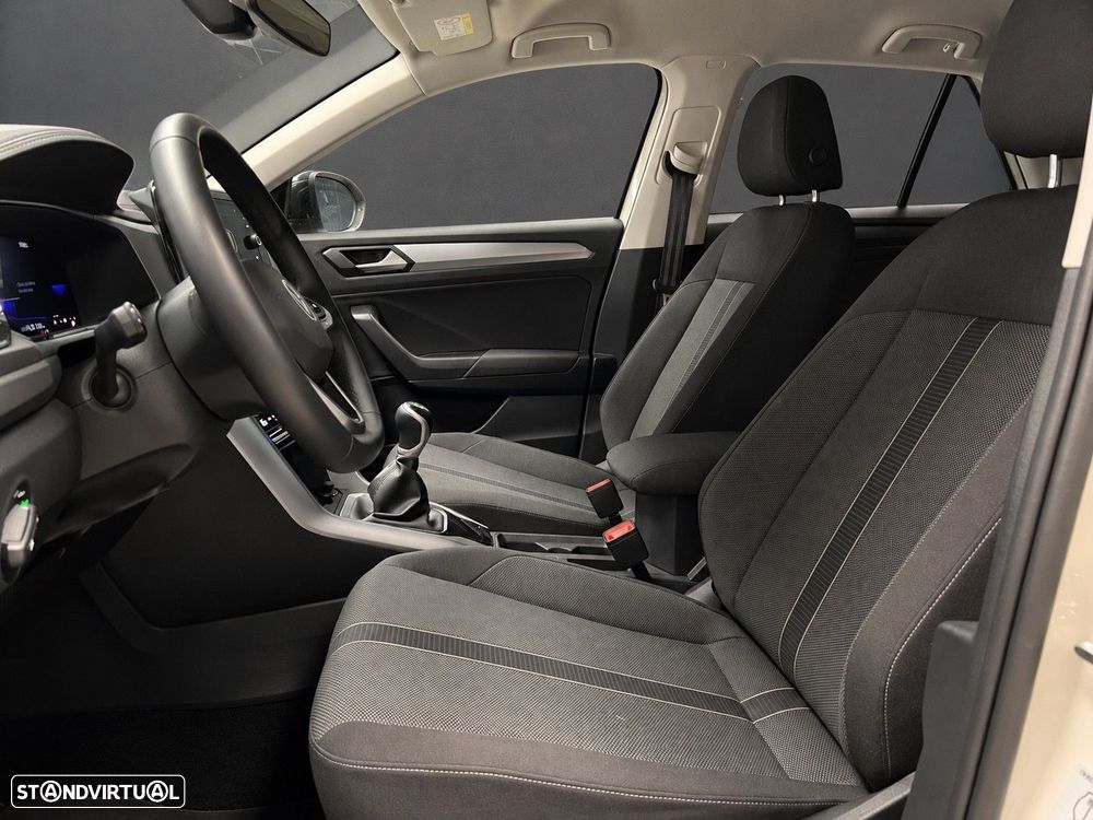 VW T-Roc 1.0 TSI Urban - 15