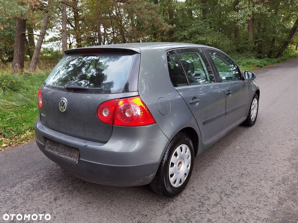 Volkswagen Golf IV 1.4 16V Comfortline - 3