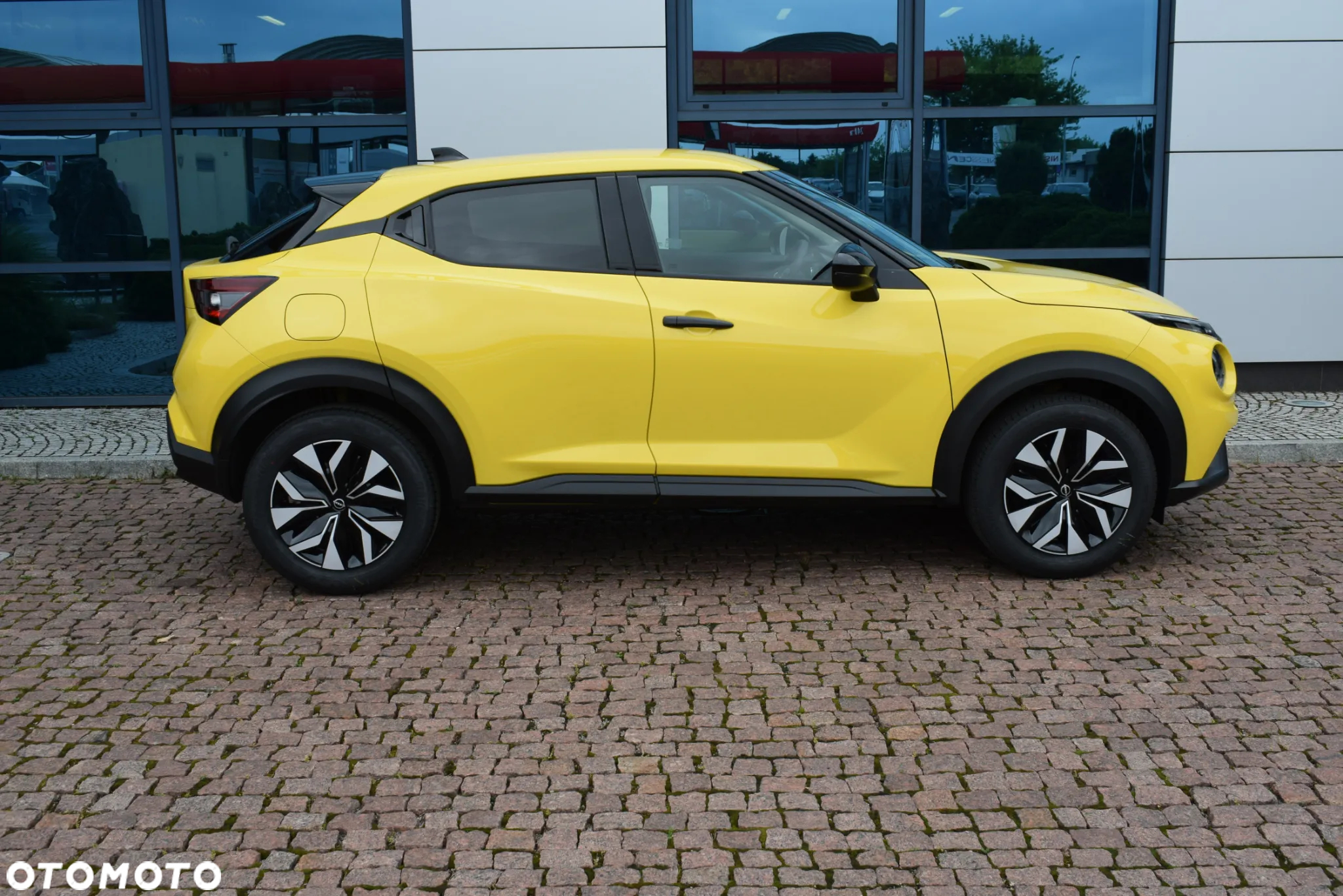 Nissan Juke 1.0 DIG-T Acenta - 2