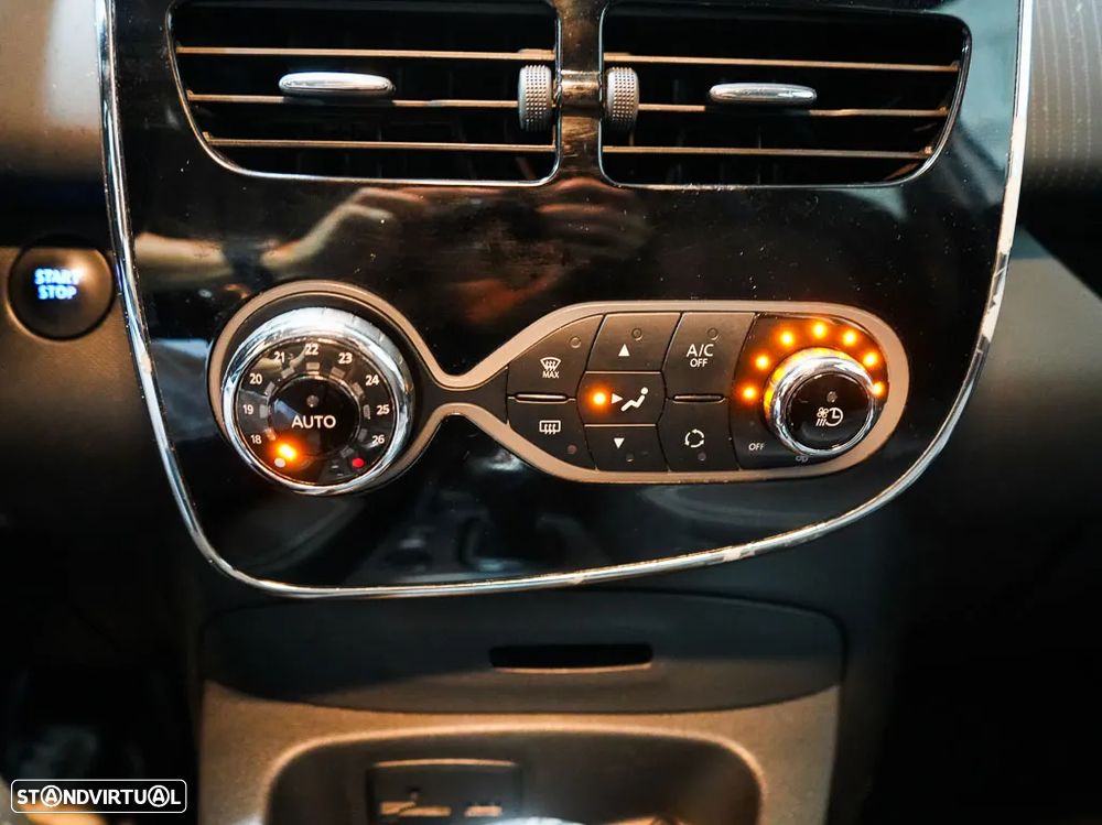Renault Zoe (c/ Bateria) Limited 40 - 24