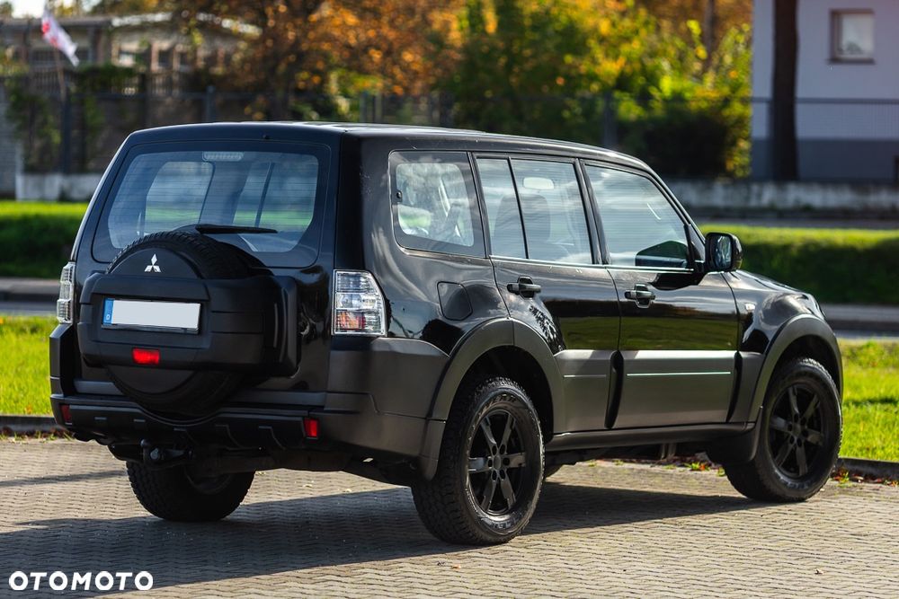 Mitsubishi Pajero 3.2 DI-D Invite - 15