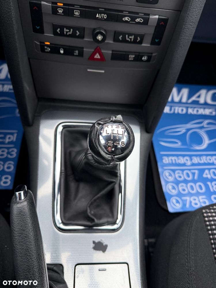 Peugeot 407 2.0 HDI Intense - 22