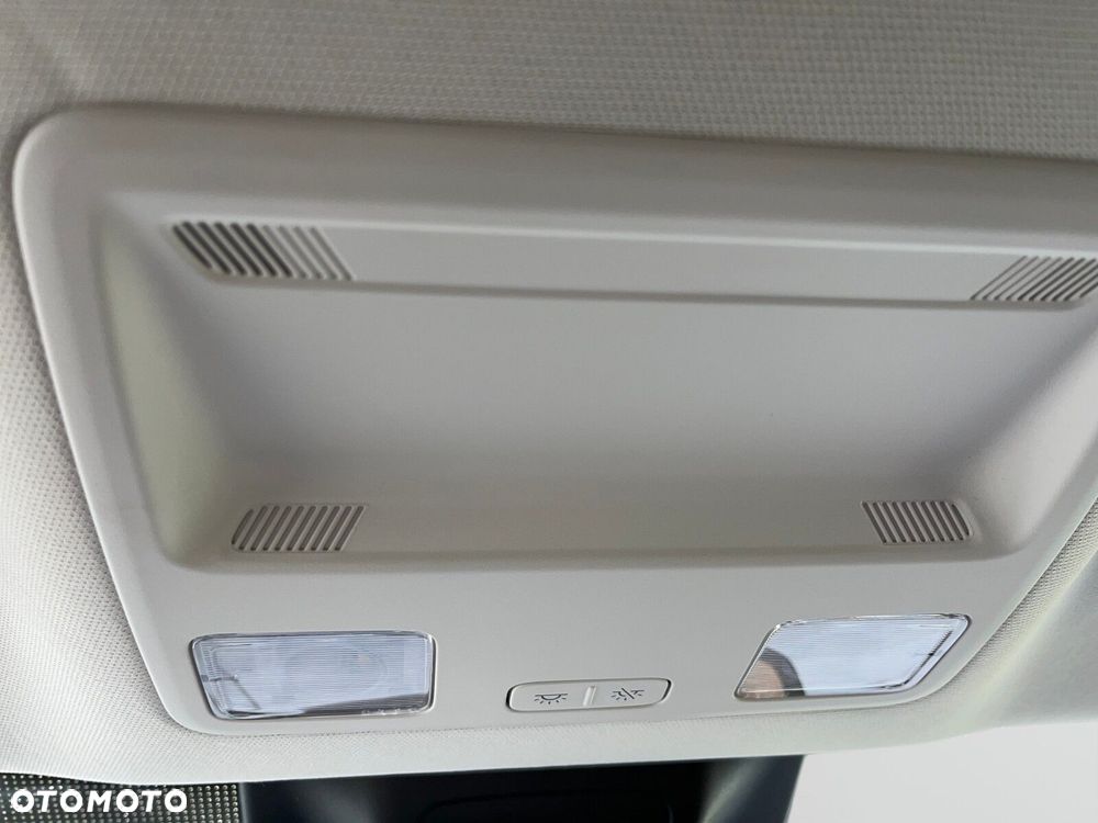 Ford Focus 1.0 EcoBoost Titanium - 36