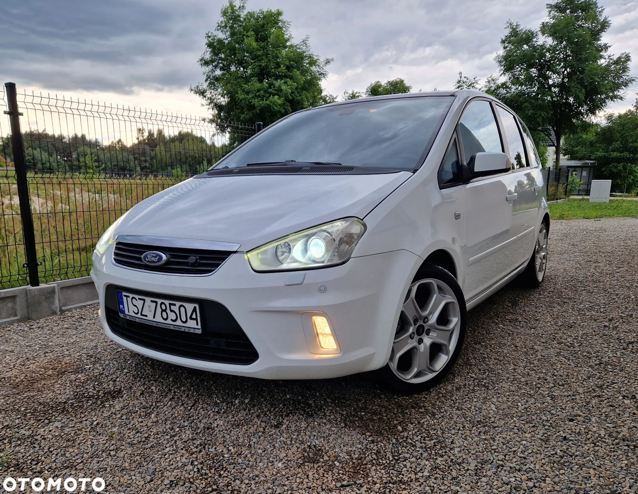 Ford C-MAX 1.8 Titanium - 1