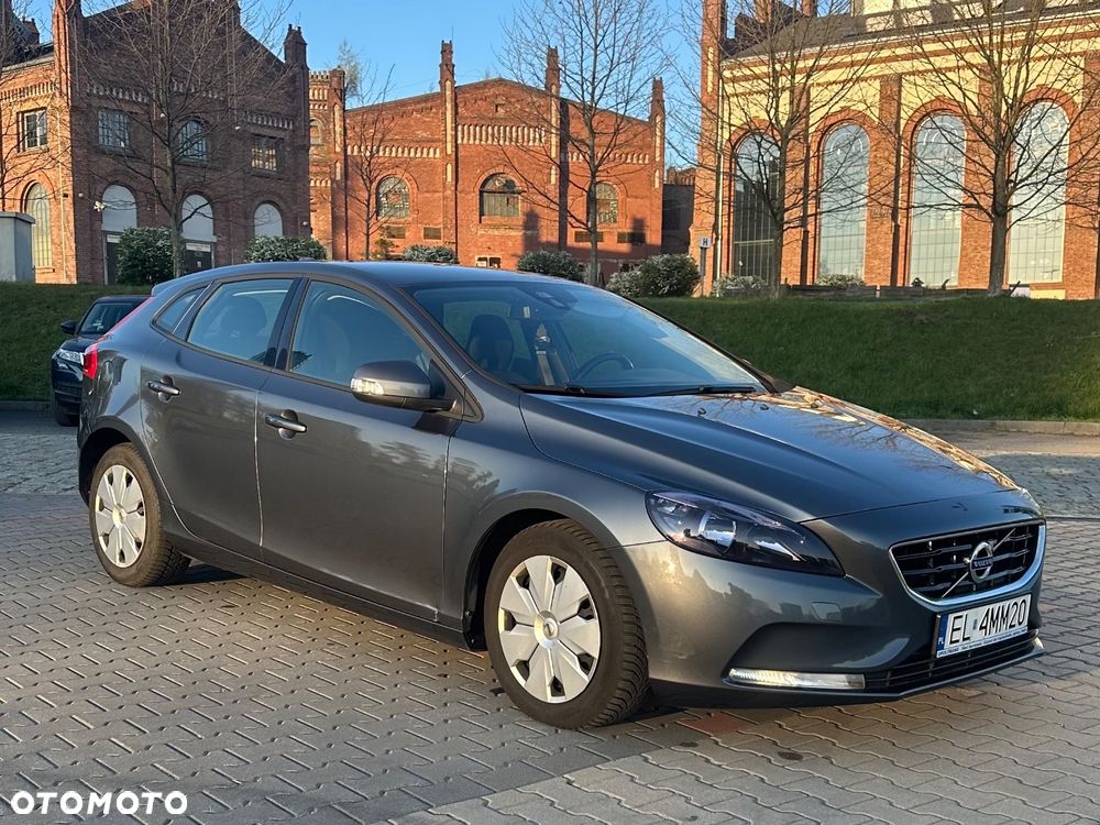 Volvo V40 D2 - 4