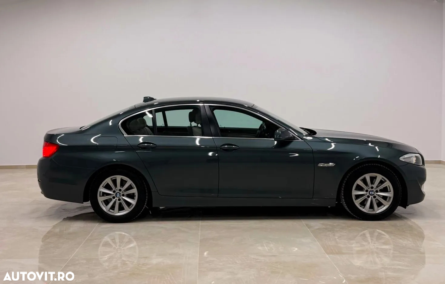 BMW Seria 5 520d - 17