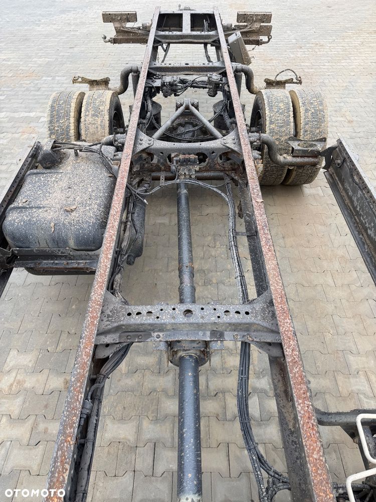 Mercedes-Benz ATEGO - 9