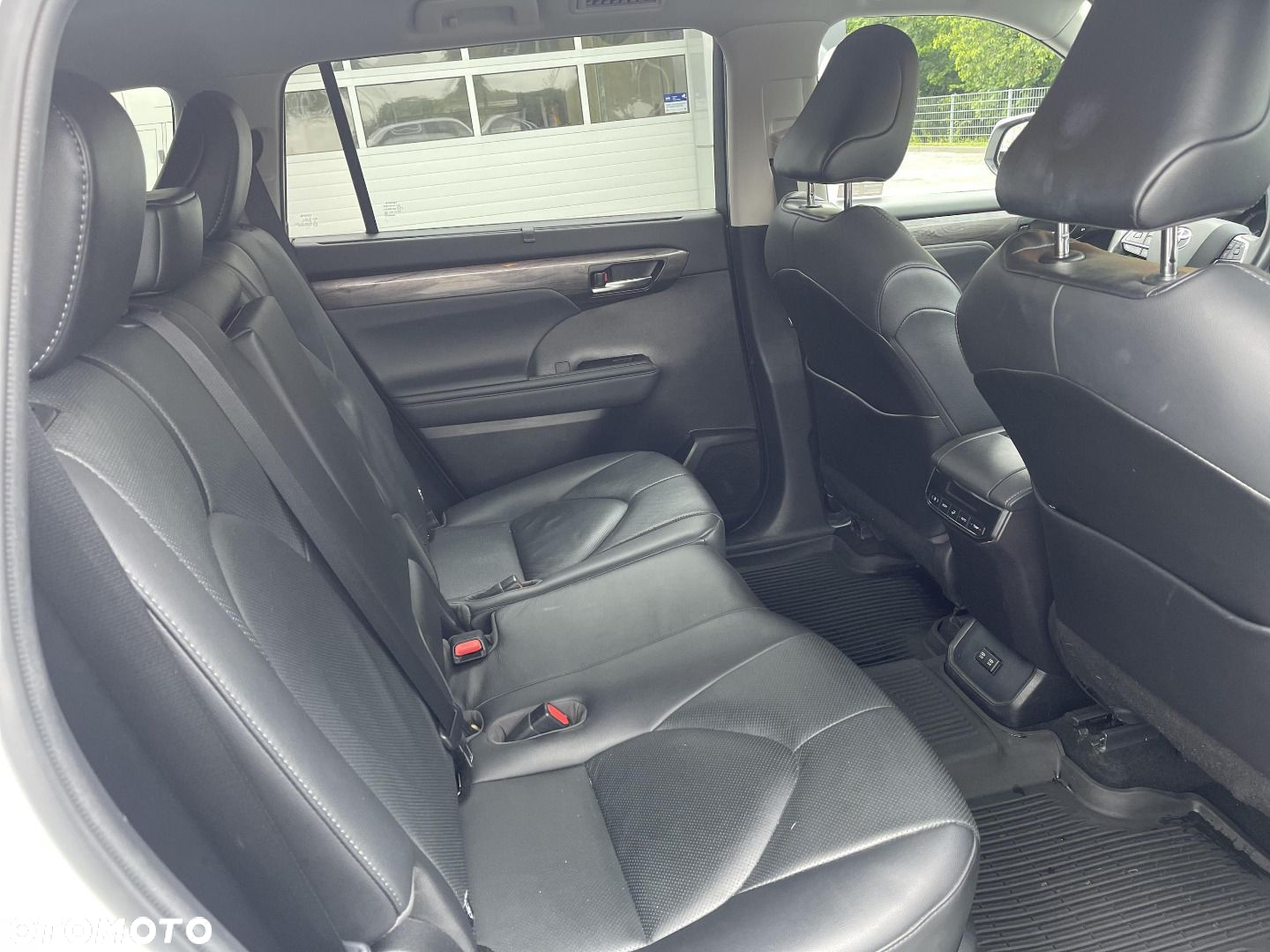 Toyota Highlander - 14
