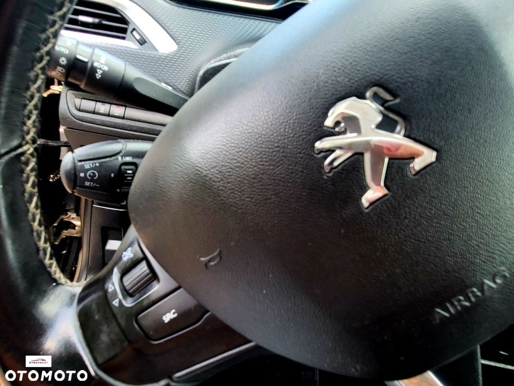 Peugeot 2008 - 26
