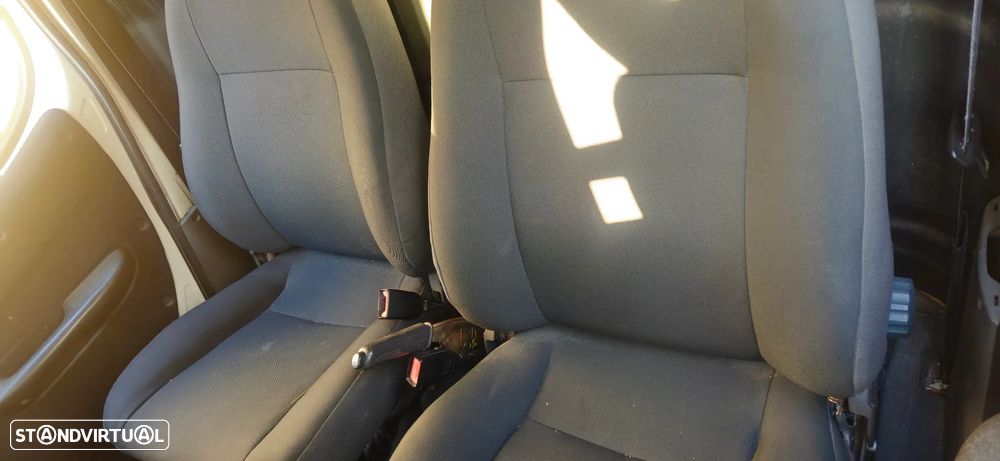 Fiat Doblo 1.9 Ds SX - 9