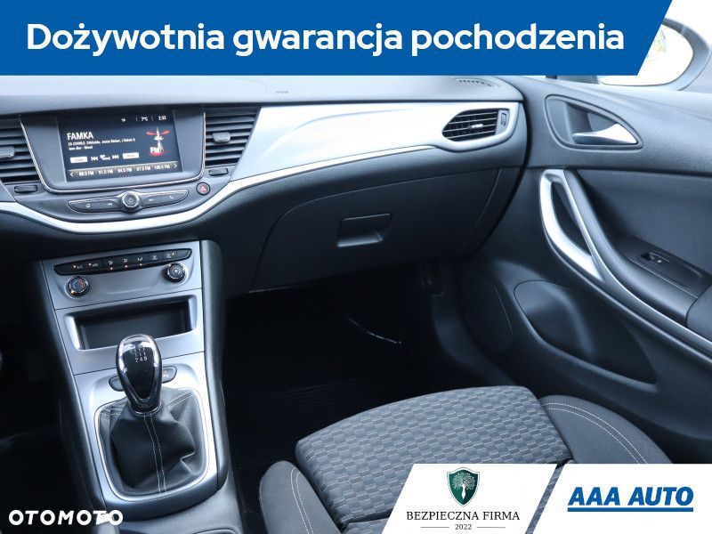 Opel Astra - 10