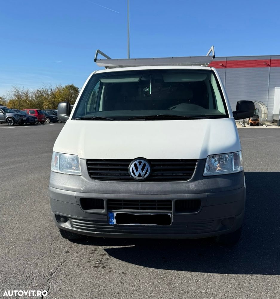 Volkswagen Transporter - 1