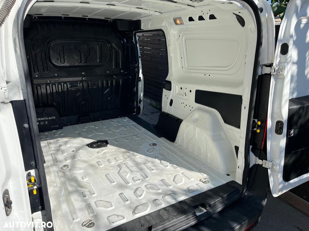 Fiat DOBLO - 12