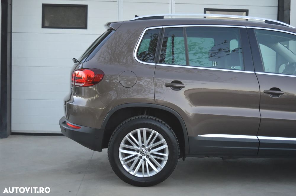 Volkswagen Tiguan 2.0 TDI DPF 4Motion BlueMotion Technology DSG Cup Sport & Style - 12
