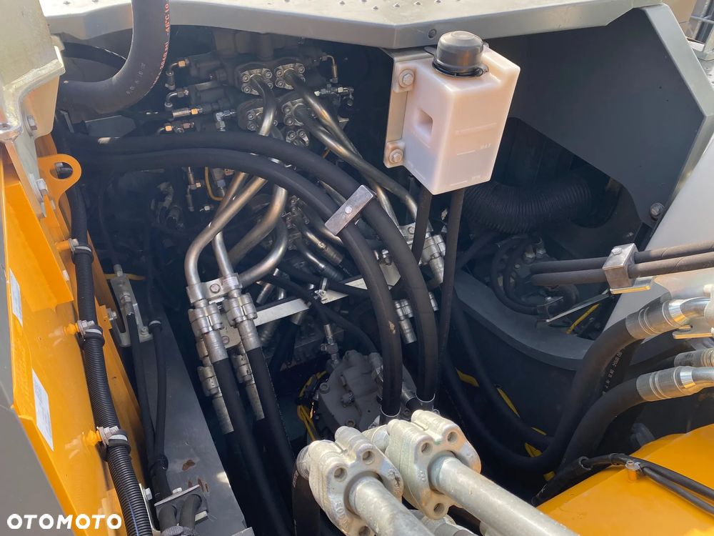 Liebherr R 930 LC, 2020 ROK, 7100 MTH, RAMIĘ 3X ŁAMANE, Z NIEMIEC, SERWISOWANA W LIEBHERR, - 24