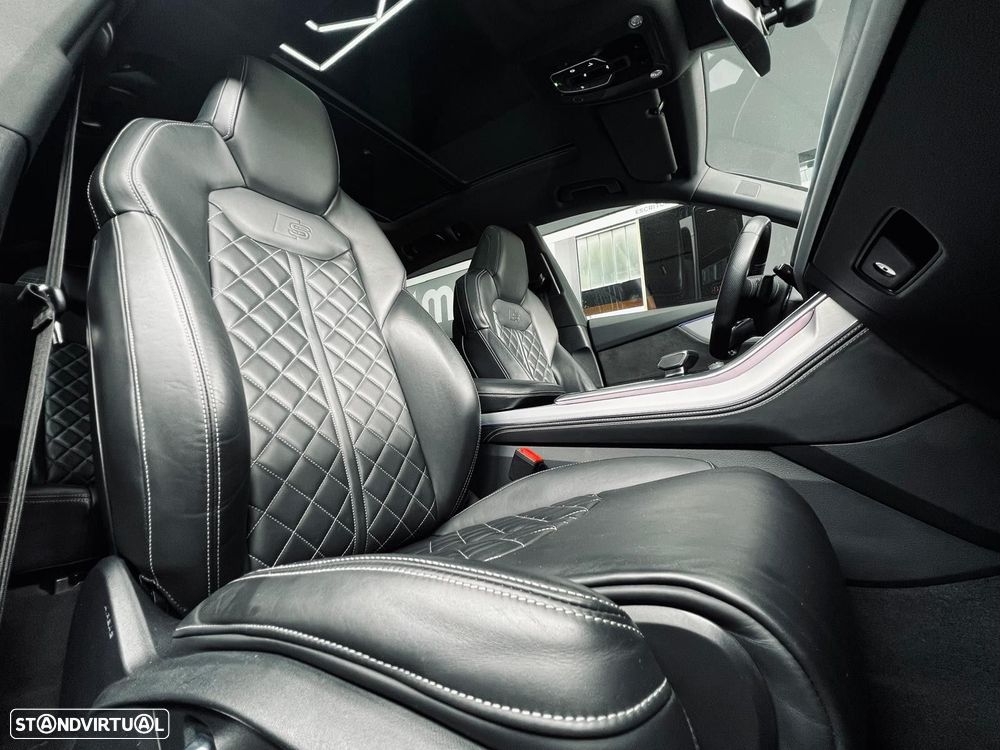 Audi SQ8 - 37
