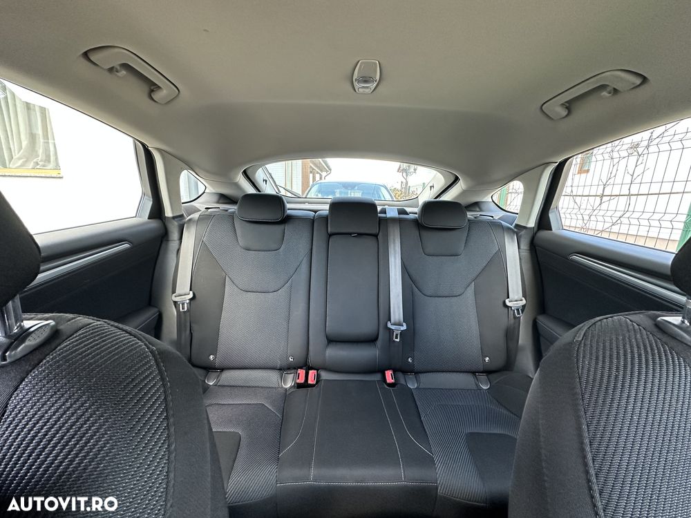 Ford Mondeo 2.0 TDCI Titanium - 8