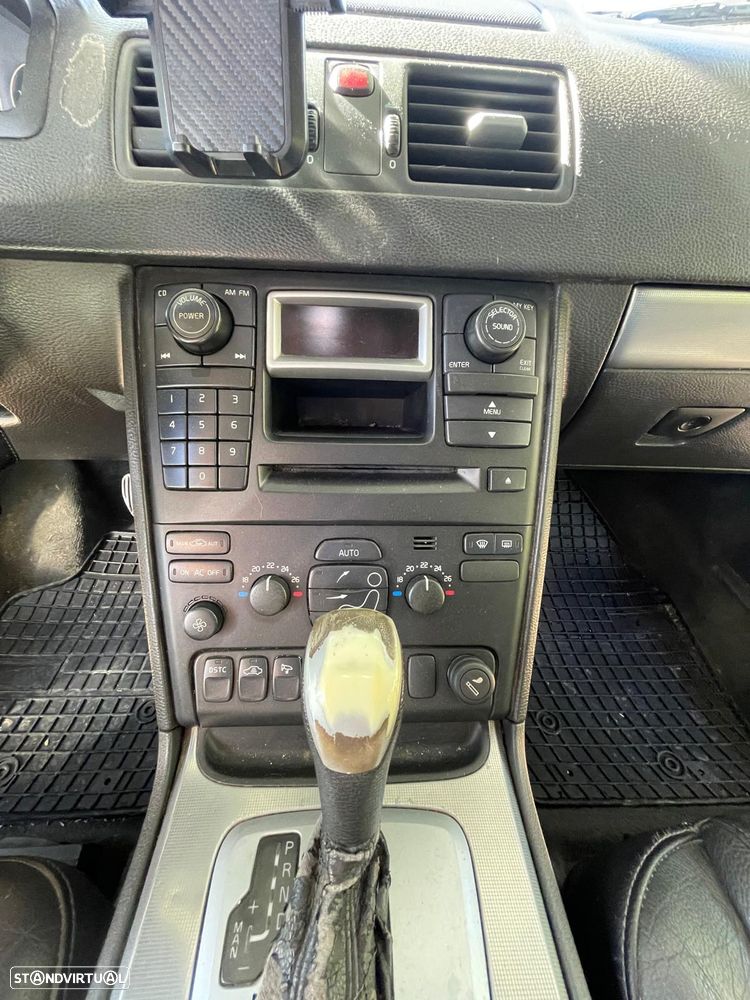 Volvo XC 90 2.4 D5 5L Nivel 2 Auto. - 9