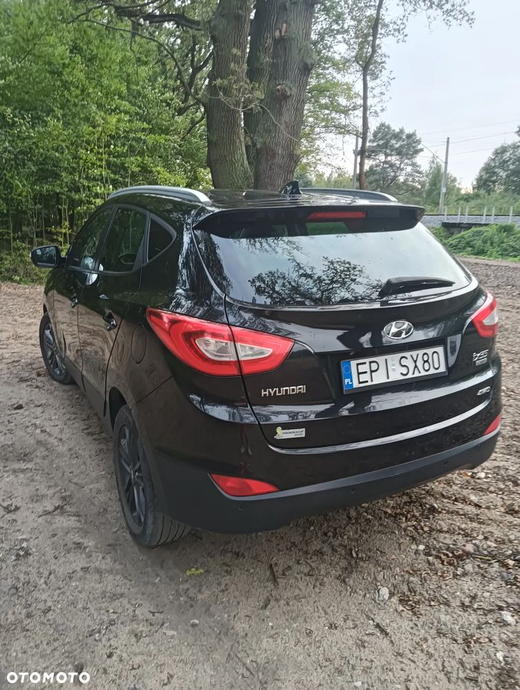 Hyundai ix35 2.0 CRDi 4WD Automatik Fifa World Cup Silver Edition - 3